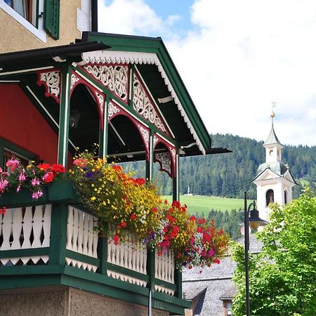 Aurturist Niederdorf Buitenkant foto